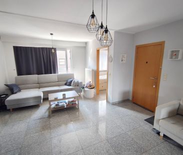 Twee slaapkamer appartement met ondergrondse staanplaats. - Photo 4