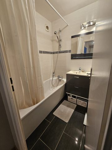 Location Appartement 3 pièces 54m² CARRIERES SOUS POISSY 78955 - Photo 5