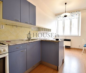 Pronájem bytu 2+kk 40 m² - Fotografie 4