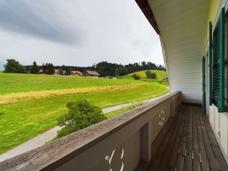 Charming 4.5-room duplex with balcony in Enggistein - Foto 3