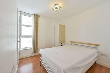 Upper Richmond Road, East Putney, SW15 - Photo 4