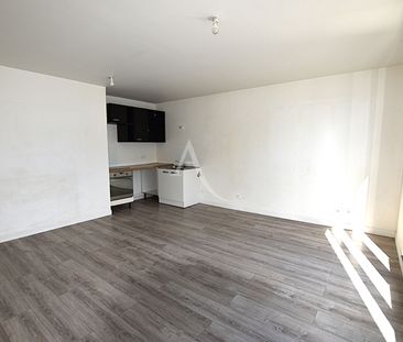 Location Appartement 1 pièce 33m² - Photo 4