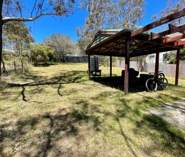 Charming Cottage In Blackheath! - Photo 1