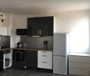 Location Appartement 1 pièce 26m² - Photo 4