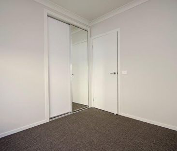 Executive Home - Photo 5