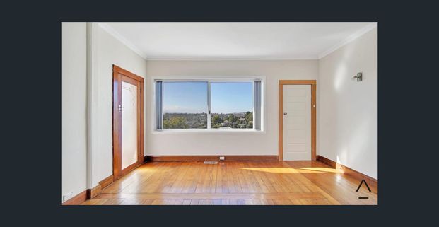 Charming Brick Family Home - Photo 1