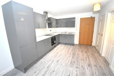 1 bedroom apartment to rent - Photo 4