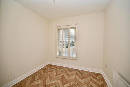 1 Grangewood Chase, Dundonald, Belfast, BT16 1HW - Photo 4