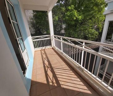 Location Appartement 1 pièce 30m² LA POSSESSION 97419 - Photo 3