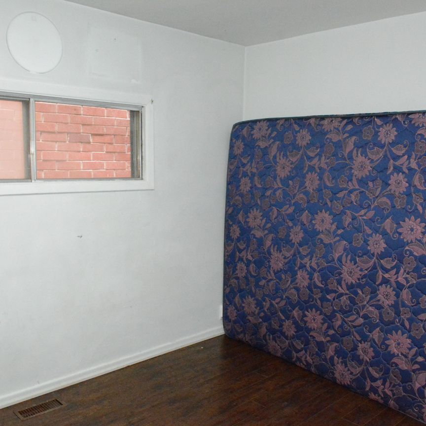 For Lease - 137 Markham Street Unit# main, Toronto, Ontario - Photo 1