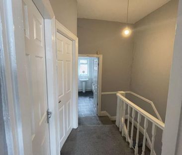 4 bedroom terraced house to rent - Photo 2