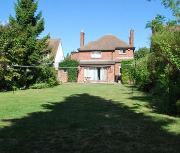4 bedroom detached house to rent - Photo 5