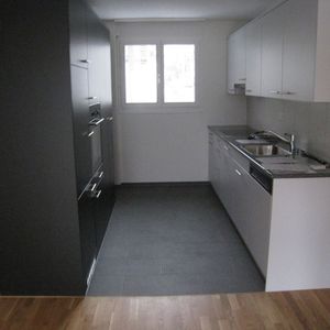 3.5 Zimmer, 75 m², 2. Stock - Foto 2