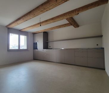 Neubau - Charmante Wohnung mit Sichtbalken und grossem Turmbalkon! - Foto 6