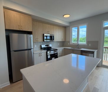 For Lease - 251 Bankside Way, Barrhaven, Ontario - Photo 6