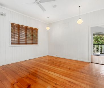 Timeless Character Meets Modern Living - Photo 2