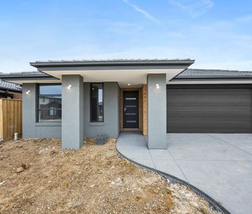 Spacious 4-Bedroom Family Home in Charlemont - Photo 6
