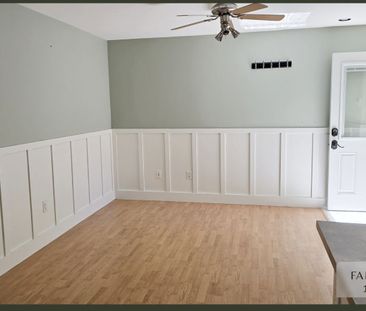 Spacious 2 Bedroom Basement Suite in Desirable Clayton Heights – Av... - Photo 2