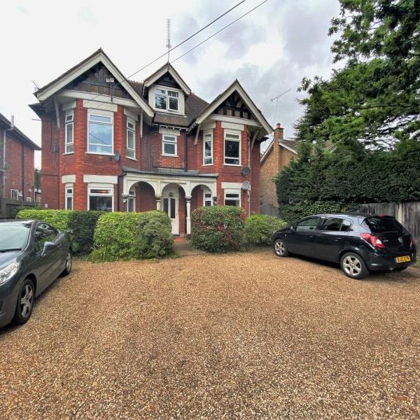 Lordswood, Woking - 1 bedroomProperty for lettings - Seymours - Photo 1