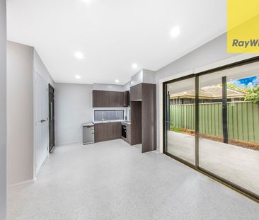 BRAND NEW MODERN TWO BEDROOM HOME IN GREAT LOCATION - Photo 3
