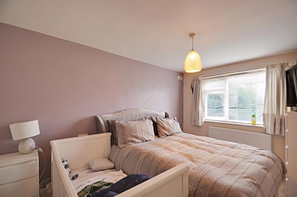 2 bedroom maisonette - Photo 1