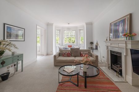 2 Bed Flat, Sloane Gardens, SW1W - Photo 2