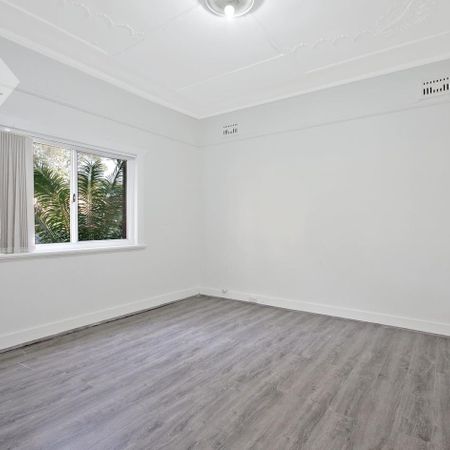 Three Bedroom Home in the Heart of Campsie - Photo 3
