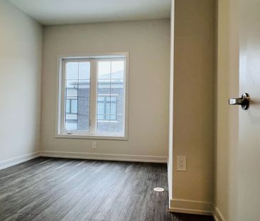 For Lease - 6 Mermot Lane, Richmond Hill, Ontario - Photo 3