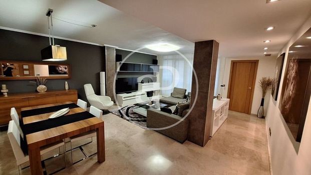4 bedroom luxury Apartment for rent in Valencia, Spain - Photo 1