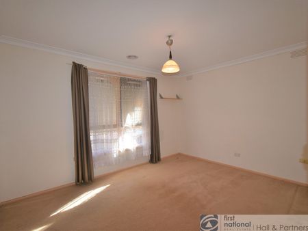 39 Turramurra Drive, Keysborough - Photo 5