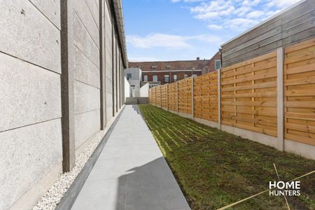 Volledig gerenoveerde woning (anno 2025) met 3 ruime slaapkamers, ruime garage + tuin te Ieper - Photo 4