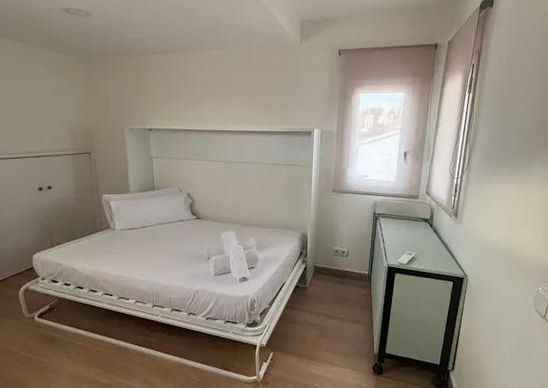 Avinguda del Coll del Portell, Barcelona, Catalonia 08024