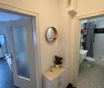 Wohnung zur Untermiete NUR EINEN Monat 01.01.26-31.01.2026 Köln - Photo 2