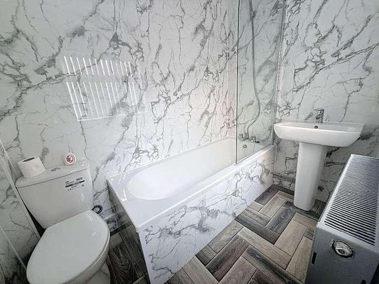 Duke Street, Stoke-on-trent, ST4 - Photo 1