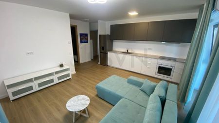 Apartament 3 camere - Piate Presei - Parcului 20 - Photo 2