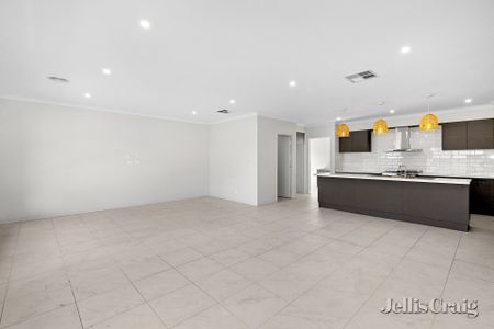 16 Armagh Street, Alfredton - Photo 2