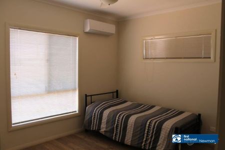 3 BEDROOMS, 3 ENSUITES - Photo 3