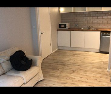 1 Bed Flat, The Q Building, E15 - Photo 2