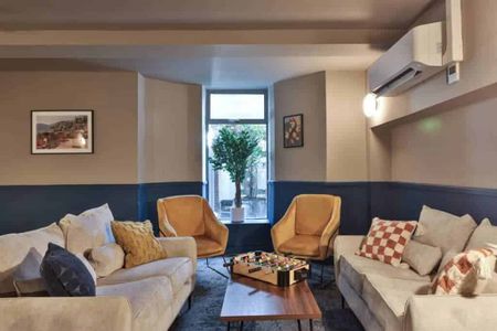 Bronze Studio - Photo 2