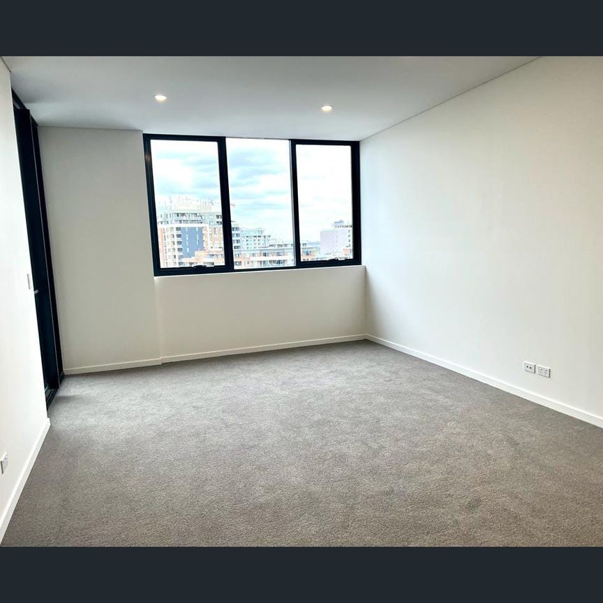 Unit in the Heart of Auburn - Photo 1