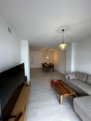 Apartamento planta baja en alquiler en Estepona - Photo 1