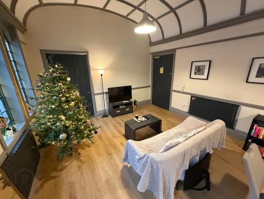 Apt 2, 1 Sussex Place, Belfast, BT2 8AL - Photo 1