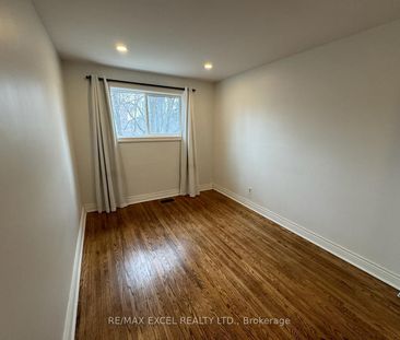 Semi-Detached Home For Lease | E8099870 - Photo 4