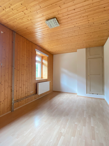 heimelige Wohlfühloase direkt an der Birs mit Balkon - Foto 2