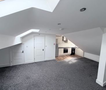 Room in a Shared Flat, Slade Road, B23 - Photo 4