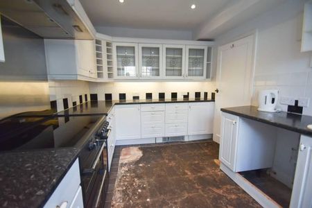 3 bedroom terraced bungalow to rent - Photo 4