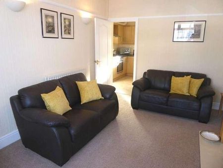 Folkestone Avenue, Walney Island, LA14 - Photo 3