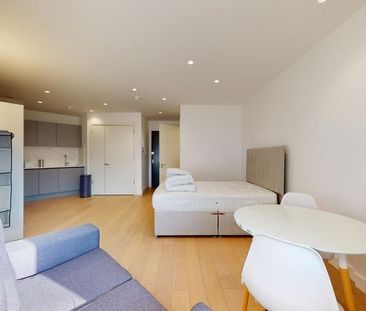 Studio to rent - Photo 1