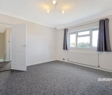 Hazell Avenue, Colchester - Photo 6