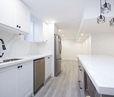 For Lease - 6 Westacott Crescent, Ajax, Ontario - Photo 5